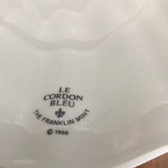 Le Cordon Bleu Jello Mold - Picture 3 of 4